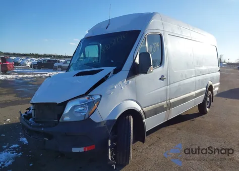 2018 Mercedes-Benz Sprinter 2500 High Roof V6 z USA, uszkodzony, nr VIN WD3PE8CD0JP600193